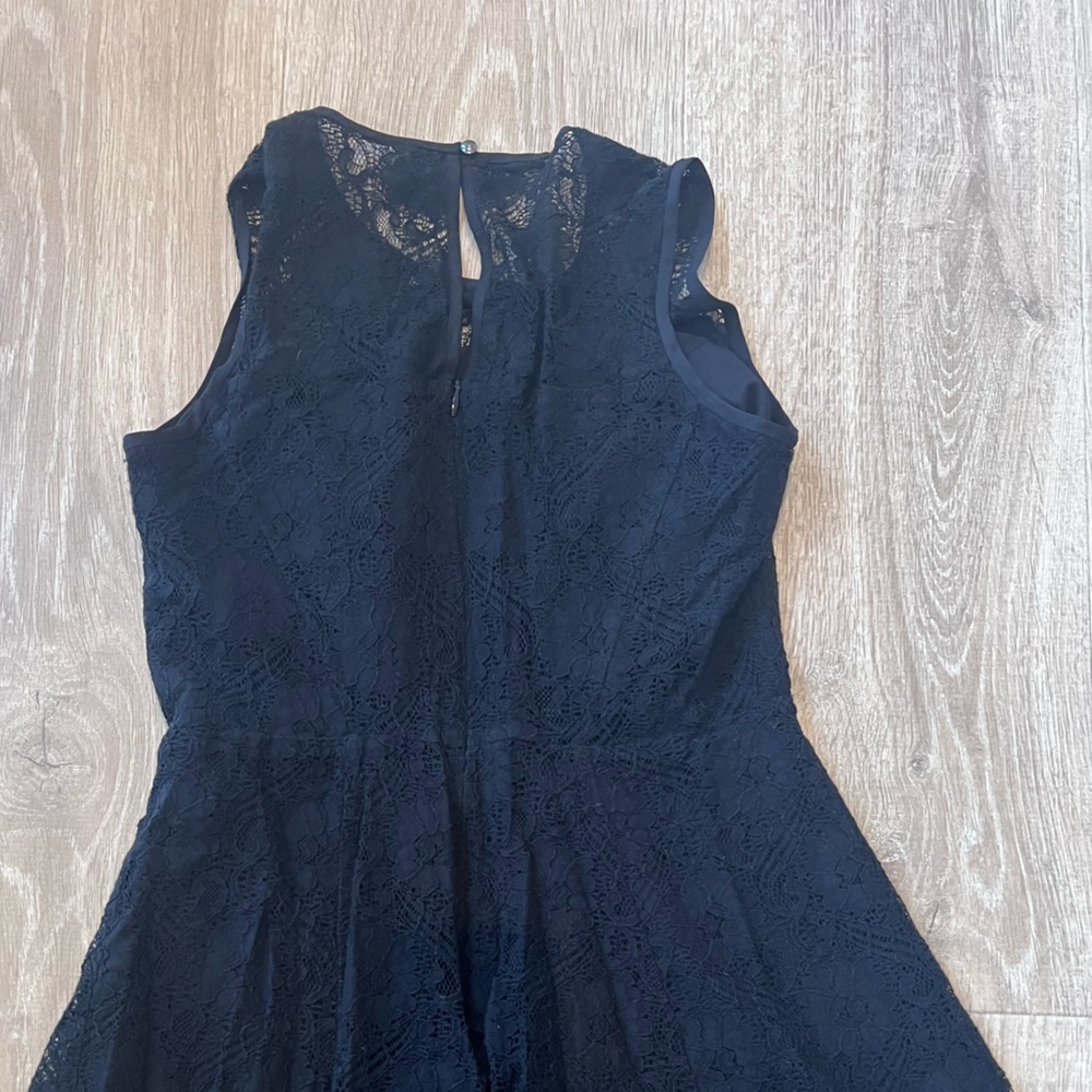 Banana Republic Factory Lace black skater dress sleeveless zip back - Picture 3 of 7